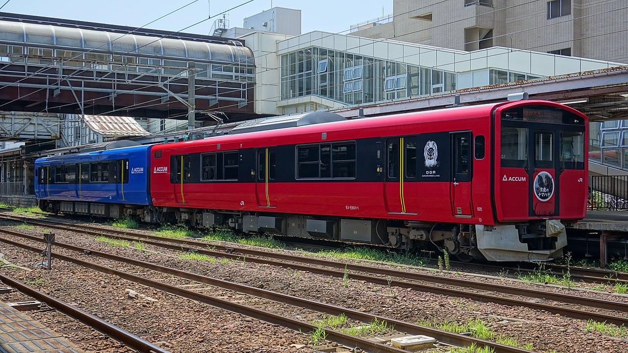 1280px-EV-E801_G1_train_set_at_Akita_20190803a.jpg